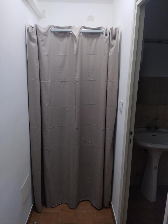 Quarto em Acomodações Particulares Chez Xavier *